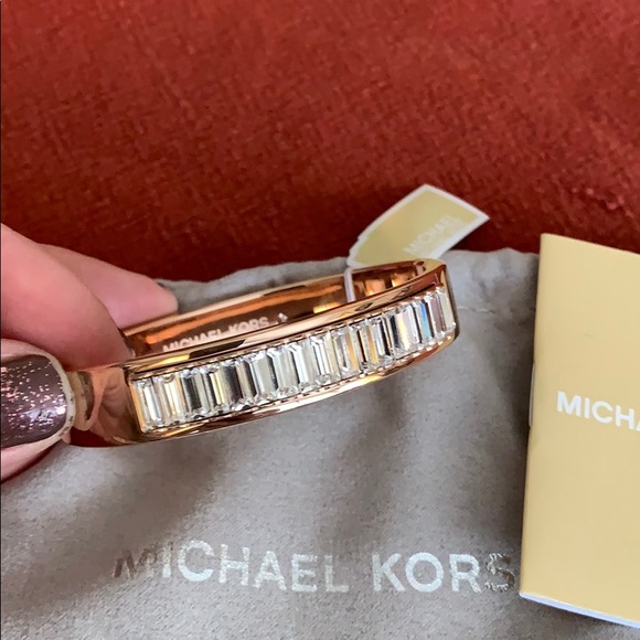 MICHAEL KORS Rose Gold Cuff with Bling! - Picture 1 of 5
